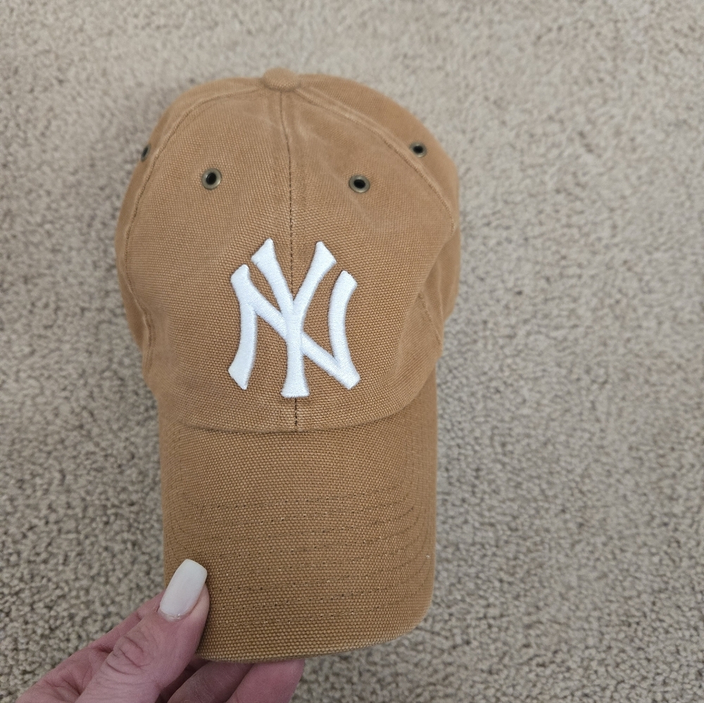 47 Brand &Carhartt Brown Yankees Cap with Black Interior